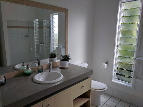 Sobraon ST - Darwin Holiday 10