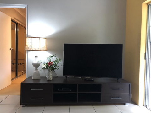 Serenity - Darwin Holiday 20