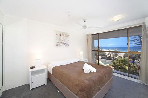 Coolum Caprice - Darwin Holiday 6