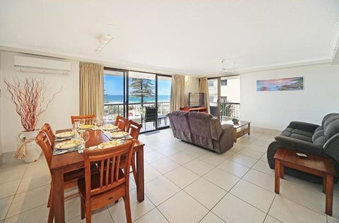 Coolum Caprice - Darwin Holiday 7