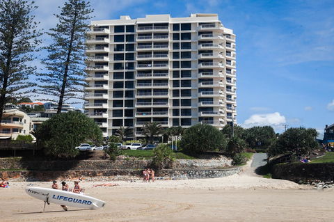 Coolum Caprice - Darwin Holiday 0