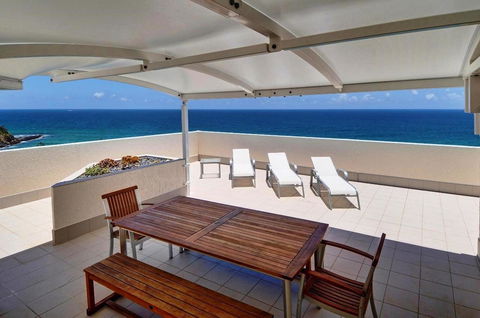 Coolum Caprice - Darwin Holiday 29