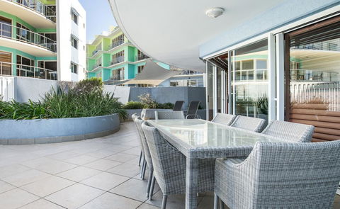 Rolling Surf Resort - Darwin Holiday 1
