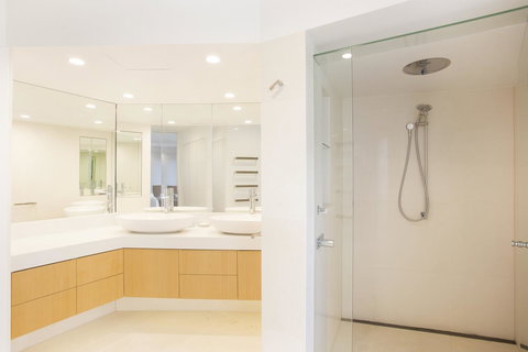 The Cove Noosa - Darwin Holiday 38