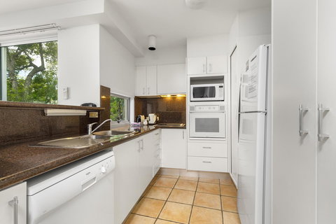 The Cove Noosa - Darwin Holiday 17