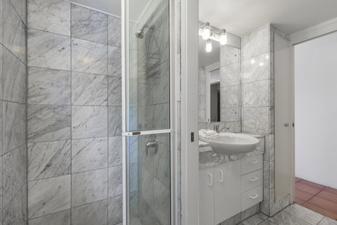 The Cove Noosa - Darwin Holiday 1