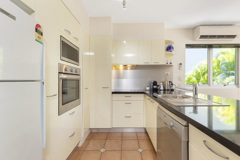 The Cove Noosa - Darwin Holiday 5