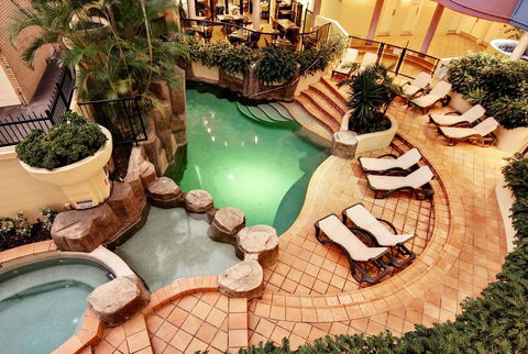 Nautilus Resort Mooloolaba - Darwin Holiday 2