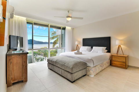 Frangipani 104 - Hamilton Island - Darwin Holiday 3