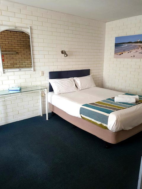 Twin Pines Motel - Darwin Holiday 6