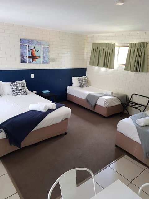 Twin Pines Motel - Darwin Holiday 9