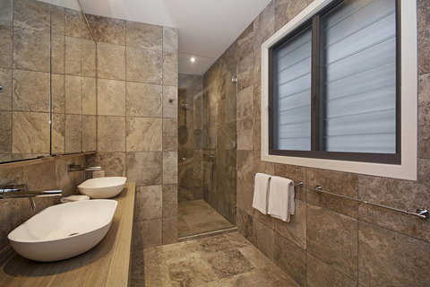 Jacaranda Noosa - Darwin Holiday 15