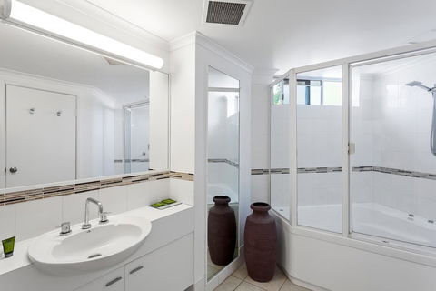 Noosa Tropicana - Darwin Holiday 39
