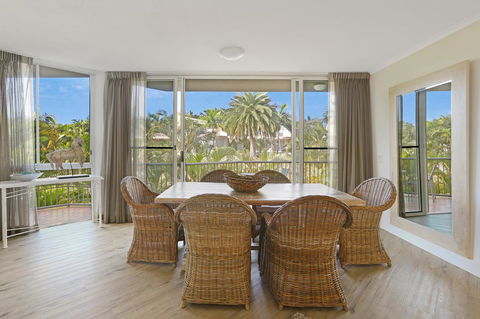 Noosa Tropicana - Darwin Holiday 43