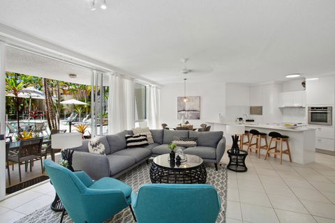 Noosa Tropicana - Darwin Holiday 22