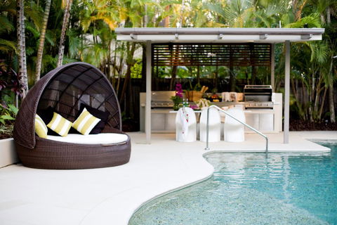 Noosa Tropicana - Darwin Holiday 0