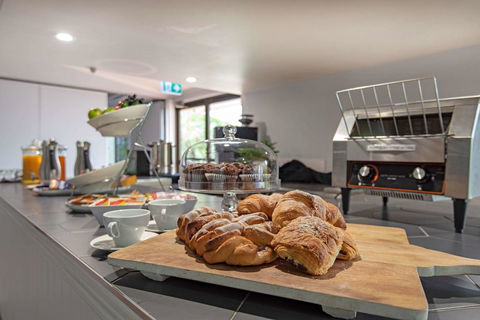 Econo Lodge Toowoomba Motel & Events Centre - Darwin Holiday 7