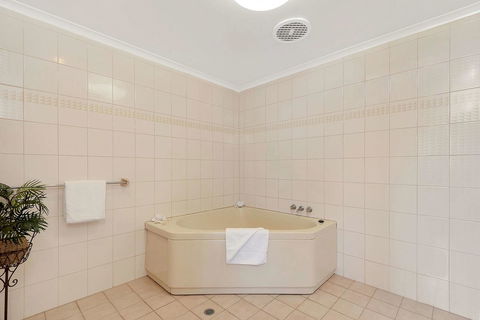 Econo Lodge Toowoomba Motel & Events Centre - Darwin Holiday 21