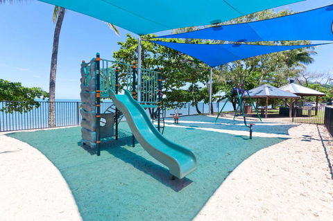 Trinity Beach Pacific - Darwin Holiday 26