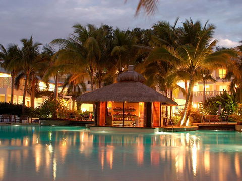 Palm Cove Paradise - Couples Spa Beach Getaway - Darwin Holiday 16