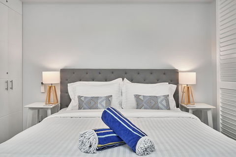 Palm Cove Paradise - Couples Spa Beach Getaway - Darwin Holiday 6