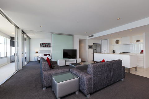 Q1 Resort & Spa - Official - Darwin Holiday 38