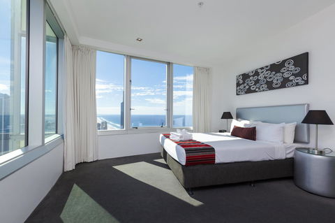 Q1 Resort & Spa - Official - Darwin Holiday 25