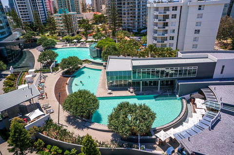 Q1 Resort & Spa - Official - Darwin Holiday 2