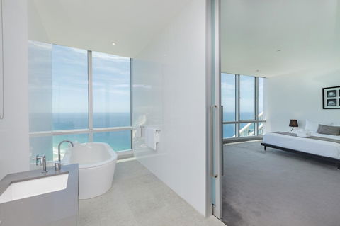 Q1 Resort & Spa - Official - Darwin Holiday 12