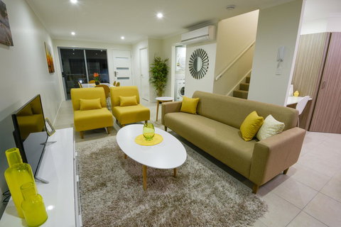 Direct Collective - Breeze On Brightwater - Darwin Holiday 20