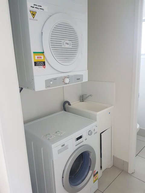 Direct Collective - Breeze On Brightwater - Darwin Holiday 16