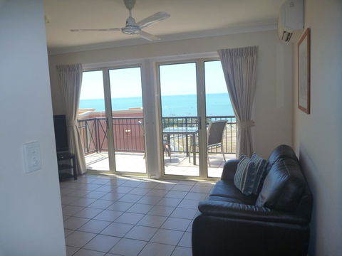 Martinique Whitsunday Resort - Darwin Holiday 43