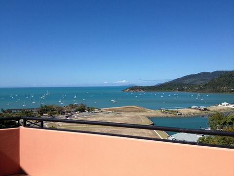 Martinique Whitsunday Resort - Darwin Holiday 42