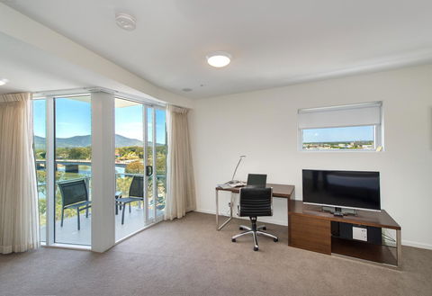 Empire Apartment Hotel Rockhampton - Darwin Holiday 21
