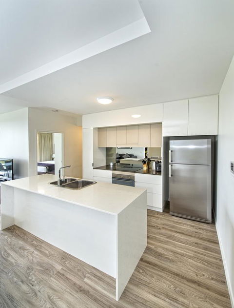 Empire Apartment Hotel Rockhampton - Darwin Holiday 32