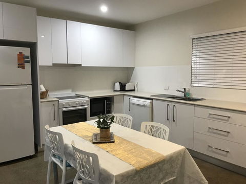Whitsunday Luxury Homes - Darwin Holiday 15