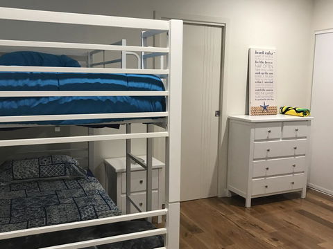 Whitsunday Luxury Homes - Darwin Holiday 36