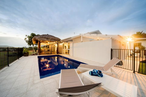Whitsunday Luxury Homes - Darwin Holiday 3