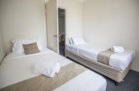 Emerald Maraboon Motor Inn - Darwin Holiday 27