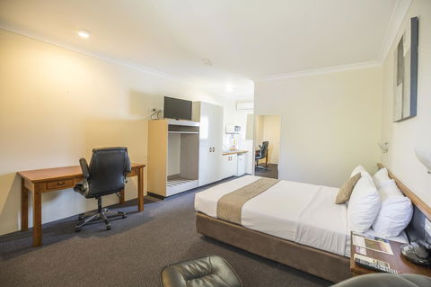 Emerald Maraboon Motor Inn - Darwin Holiday 32