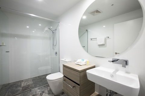 Qube Broadbeach - Darwin Holiday 39