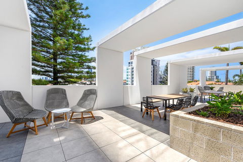 Qube Broadbeach - Darwin Holiday 20
