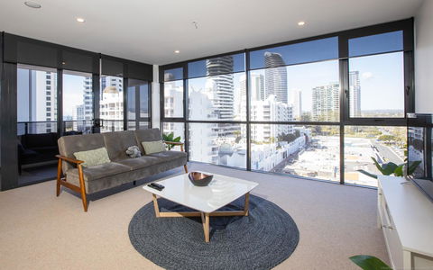 Qube Broadbeach - Darwin Holiday 14