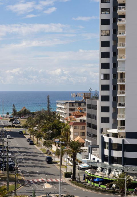 Qube Broadbeach - Darwin Holiday 8