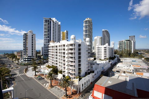 Qube Broadbeach - Darwin Holiday 10