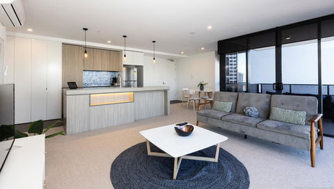 Qube Broadbeach - Darwin Holiday 13