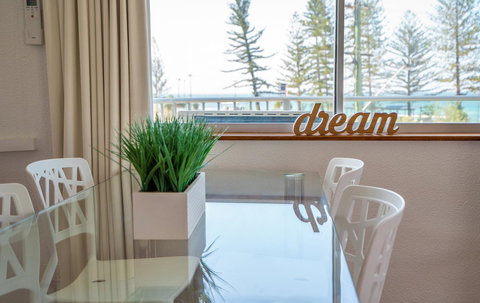 Mandolin Beachfront Resort - Darwin Holiday 19