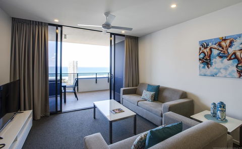 Synergy Broadbeach - Official - Darwin Holiday 2