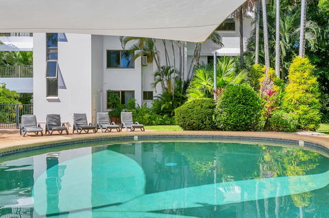 Roydon Beachfront Apartments - Darwin Holiday 11