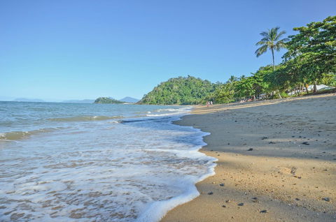 Roydon Beachfront Apartments - Darwin Holiday 8